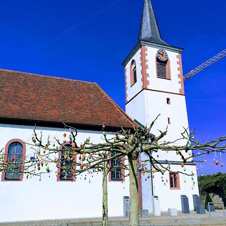 Lichtdurchflutetes Zimmer - Kappele Waldbuttelbrunn Exterior foto